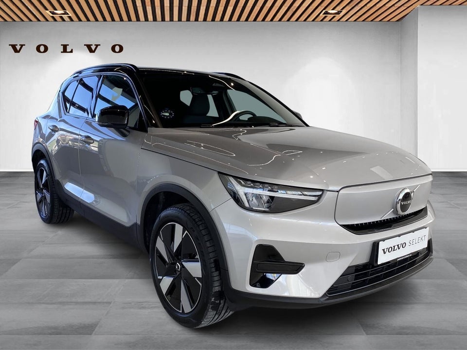 Volvo EX40 Extended Range Plus 5d