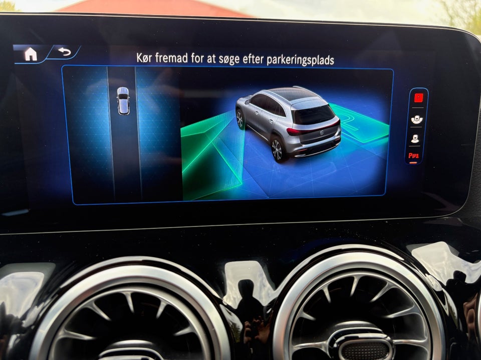 Mercedes EQA350 AMG Line 4Matic 5d