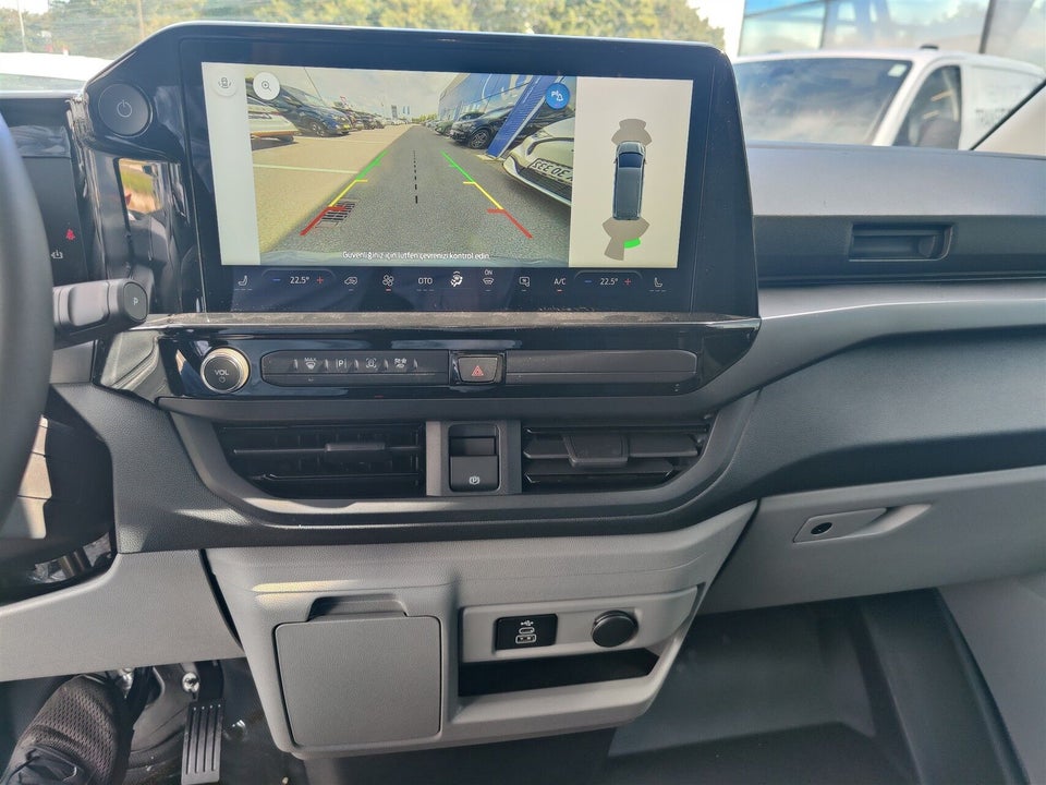 Ford E-Transit Custom 320L 64 Sport