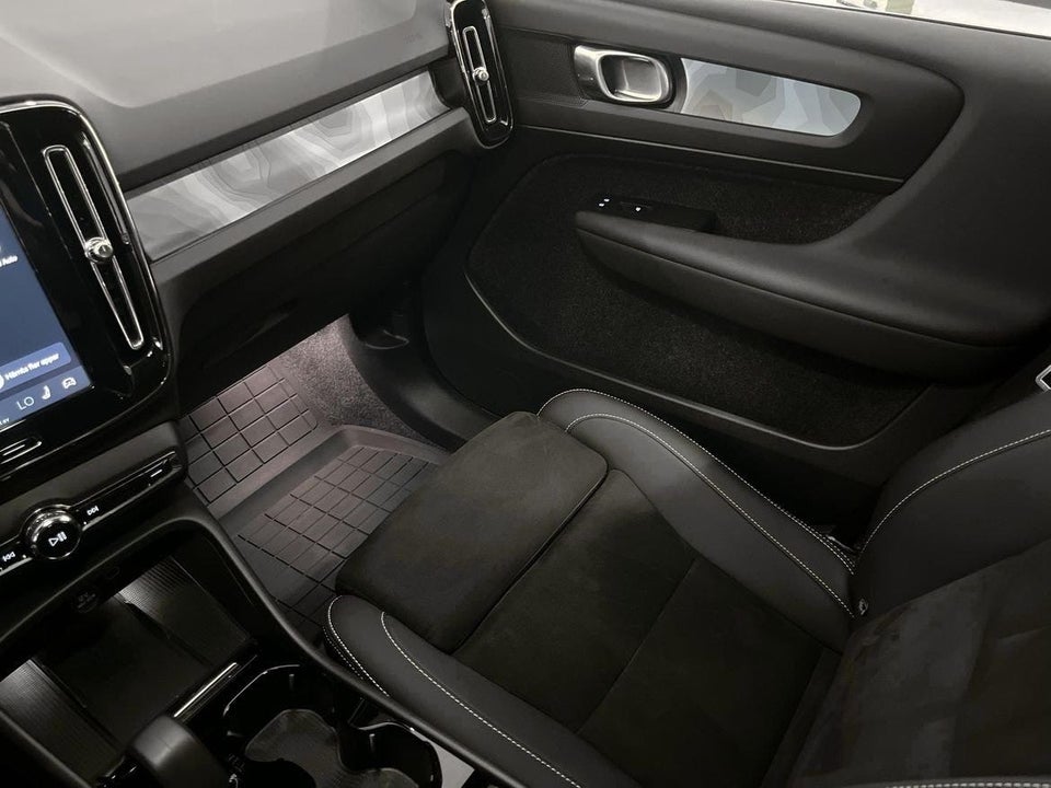 Volvo EX40 Extended Range Core 5d