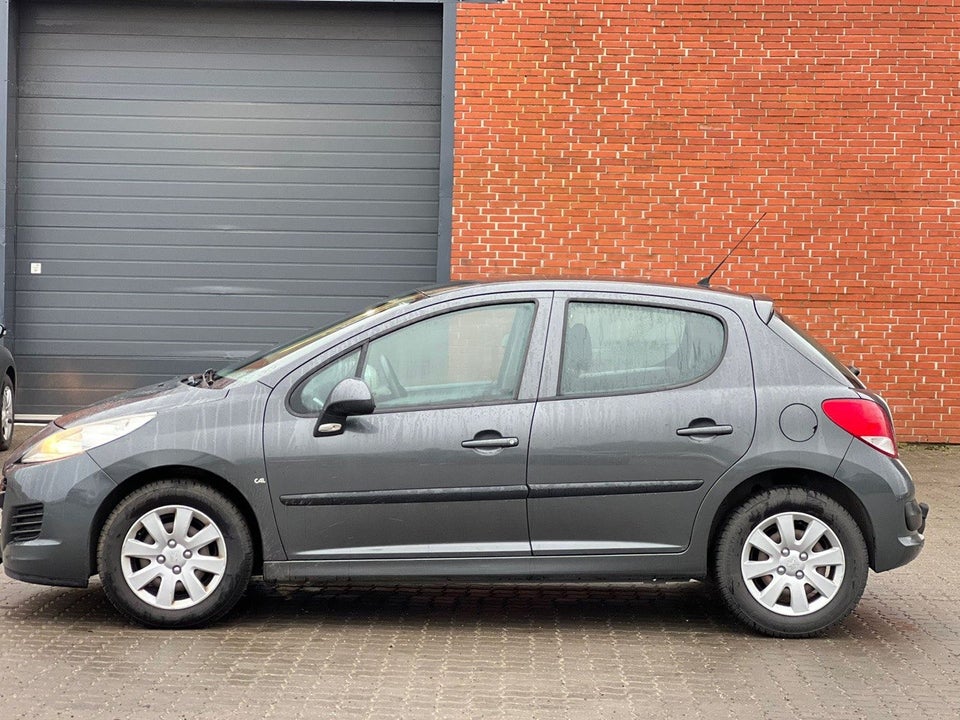 Peugeot 207 1,4 HDi 70 Comfort+ 5d