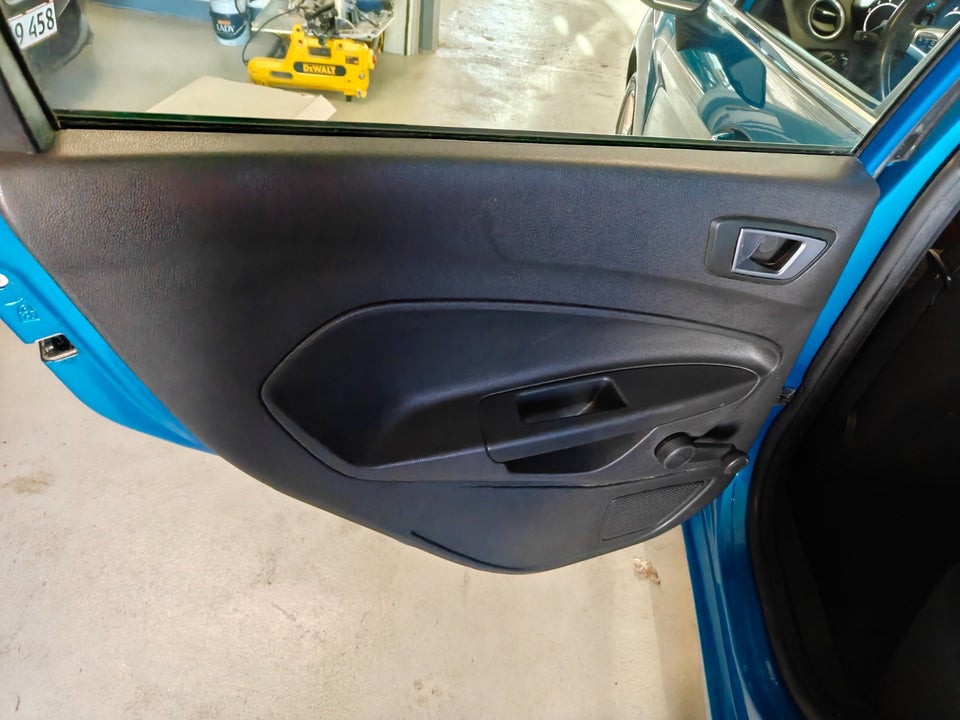 Ford Fiesta 1,0 SCTi 100 Titanium 5d