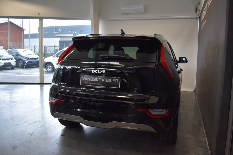 Kia Niro 64 EV Upgrade 5d