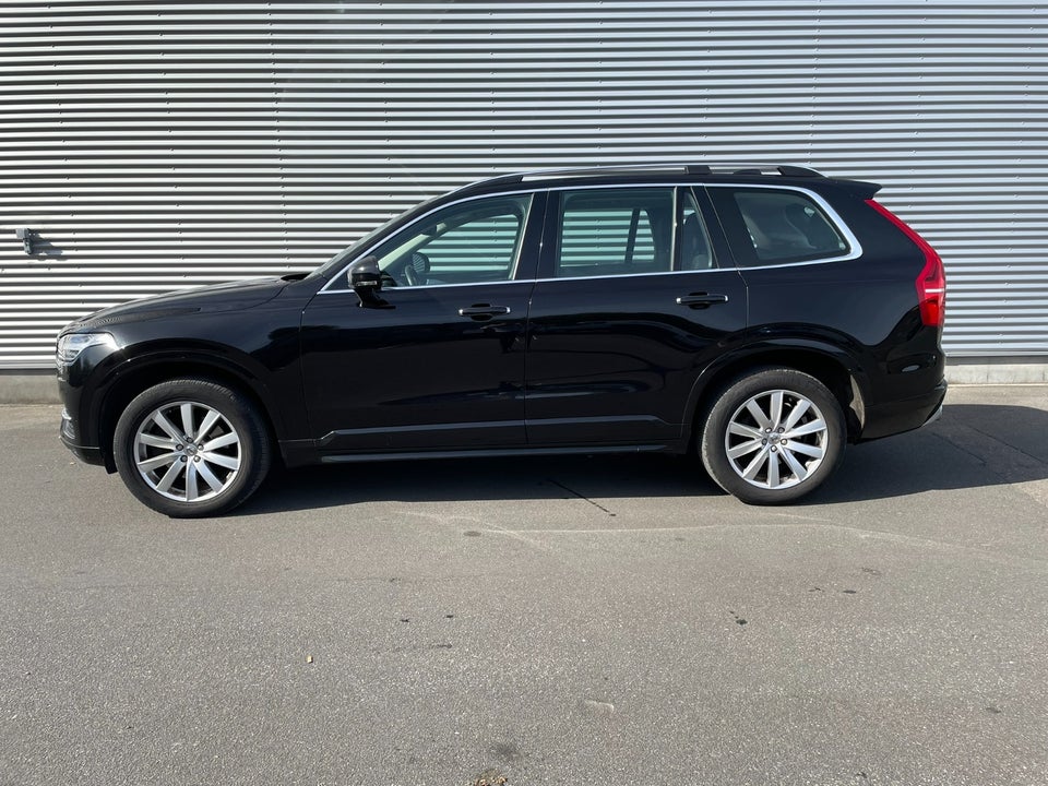 Volvo XC90 2,0 D5 225 Momentum aut. AWD 7prs 5d