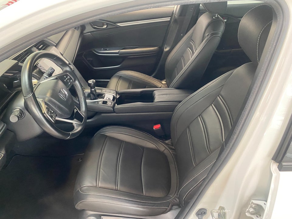 Honda Civic 1,5 VTEC Turbo Sport 5d