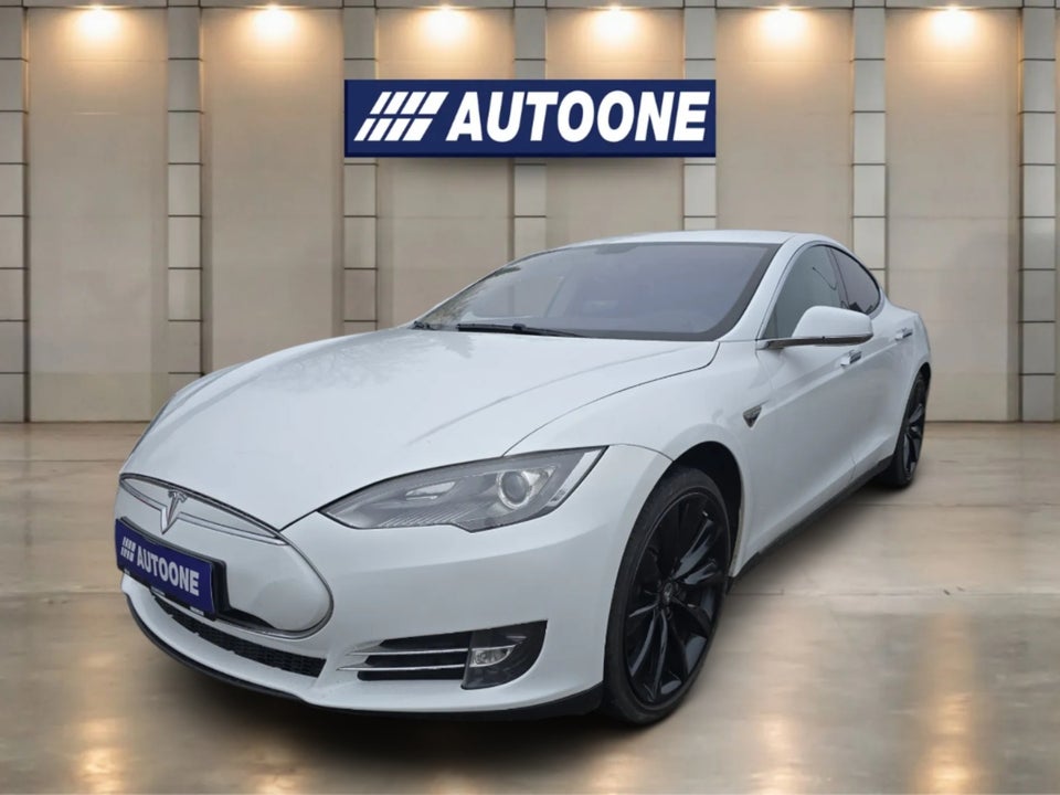 Tesla Model S 85 5d