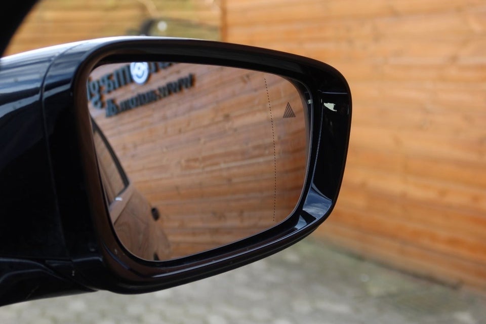 BMW 330e 2,0 Touring Sport Line aut. 5d