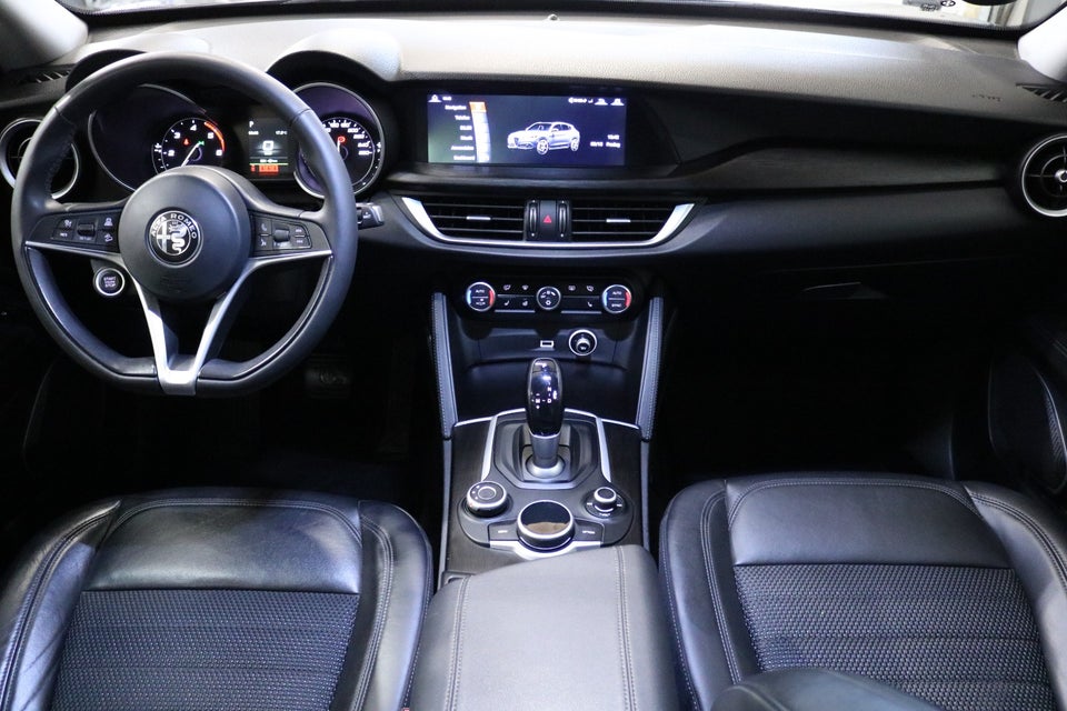 Alfa Romeo Stelvio 2,2 JTD 180 aut. 5d