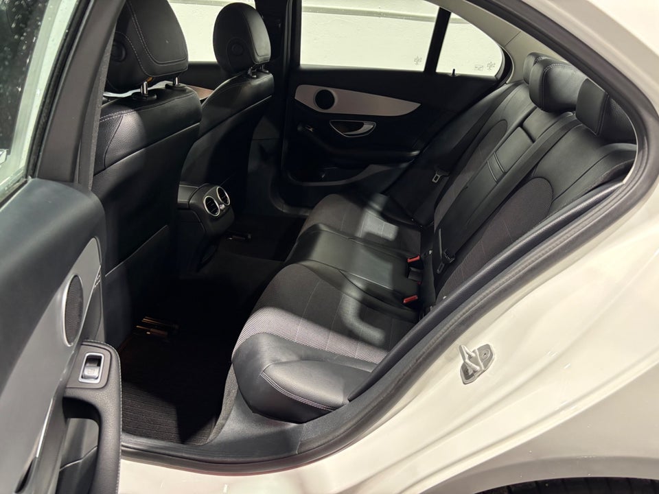 Mercedes C200 2,0 AMG Line aut. 4d