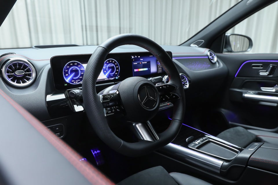 Mercedes EQA250+ AMG Premium 5d