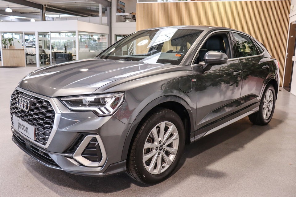 Audi Q3 45 TFSi e S-line plus S-tr. 5d
