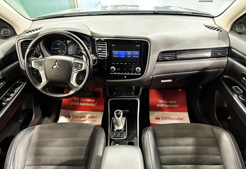 Mitsubishi Outlander 2,4 PHEV Instyle CVT 4WD 5d
