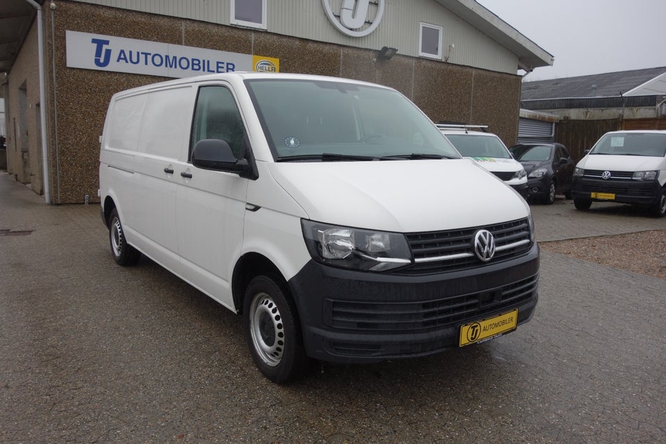 VW Transporter 2,0 TDi 150 Kassevogn lang