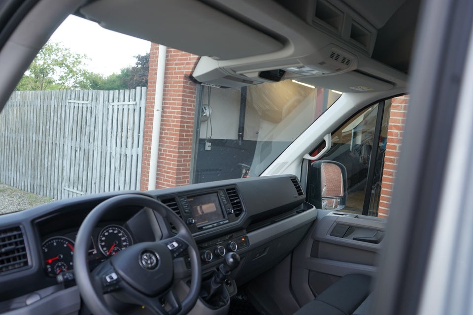 VW Crafter 35 2,0 TDi 177 Kassevogn L4H3