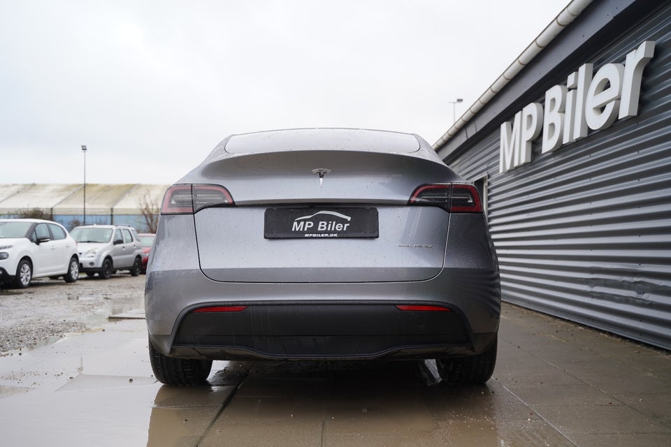 Tesla Model Y Long Range AWD 5d