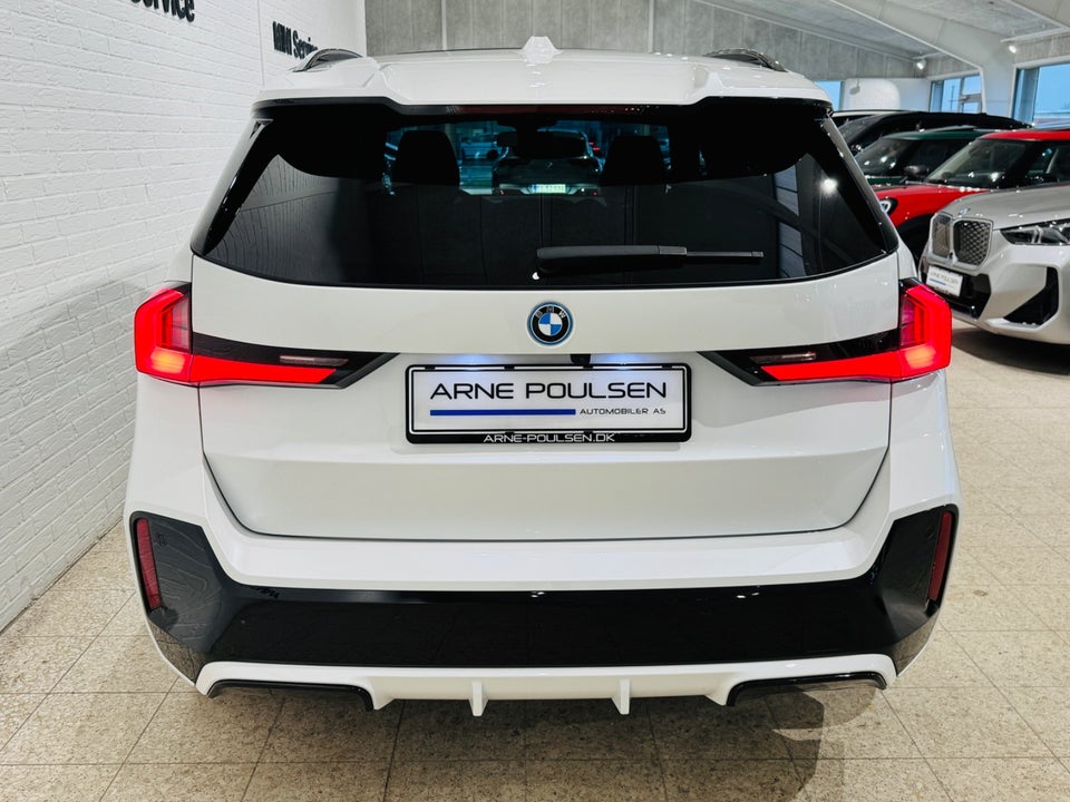 BMW iX1 xDrive30 Fully Charged M-Sport 5d