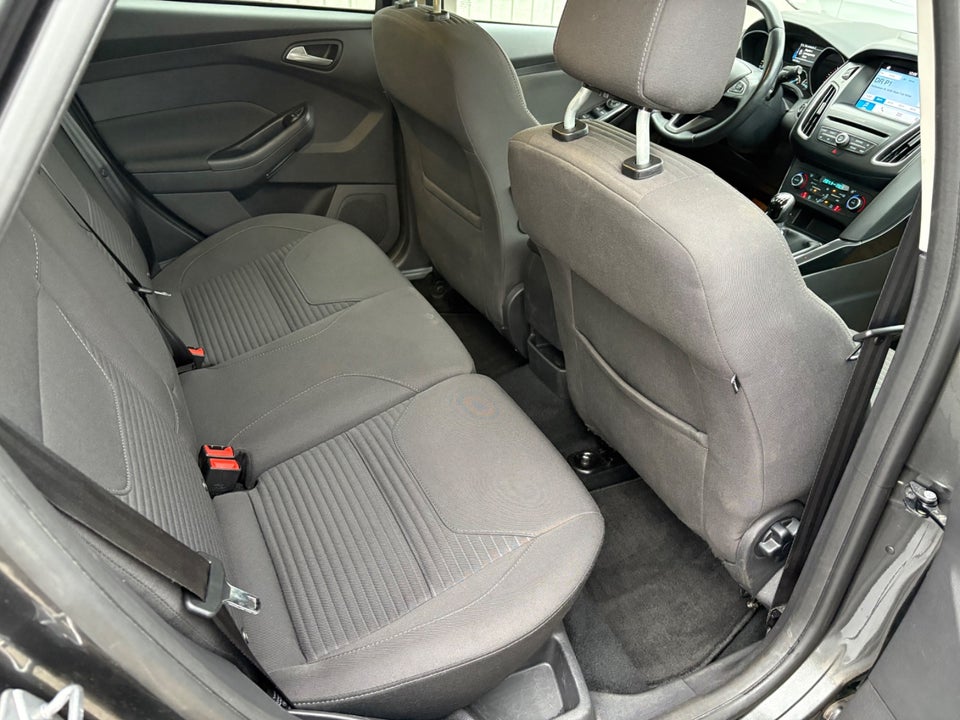 Ford Focus 1,0 SCTi 125 Titanium stc. 5d