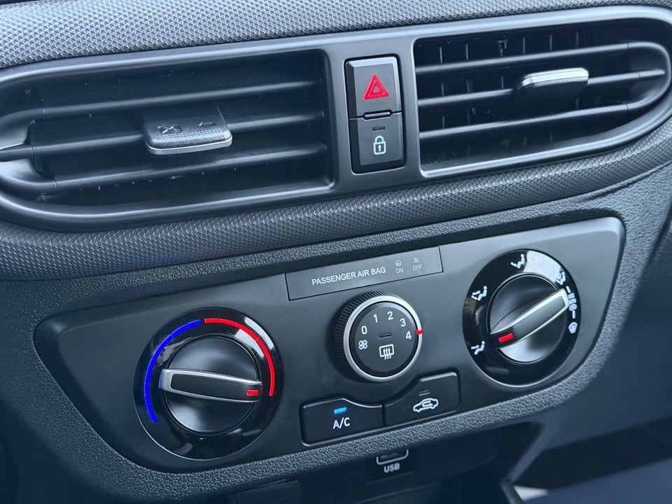 Hyundai i10 1,0 MPi Essential 5d