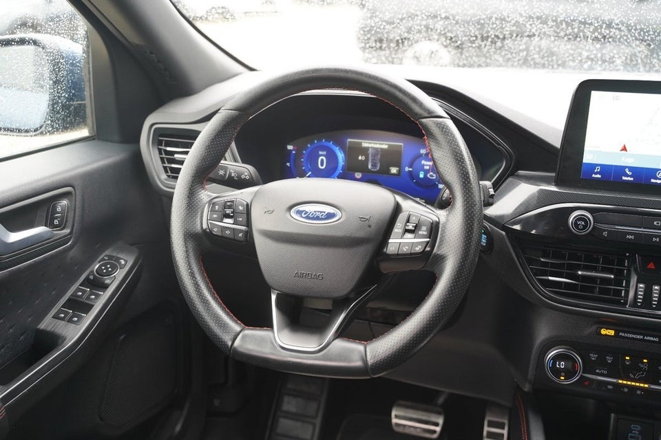 Ford Kuga 2,5 PHEV ST-Line X CVT 5d