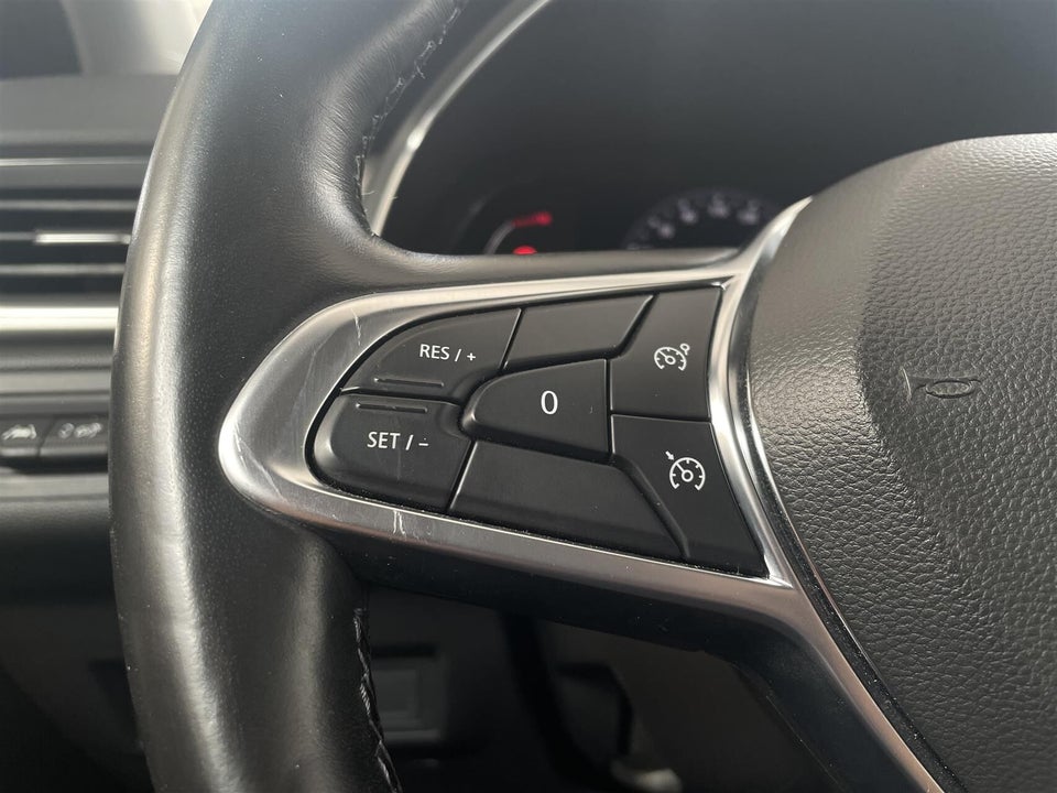 Renault Captur 1,0 TCe 100 Intens 5d