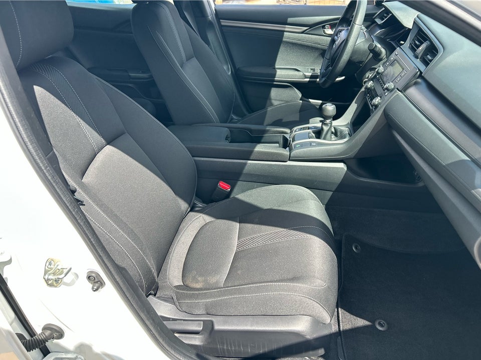 Honda Civic 1,0 VTEC Turbo Comfort 5d