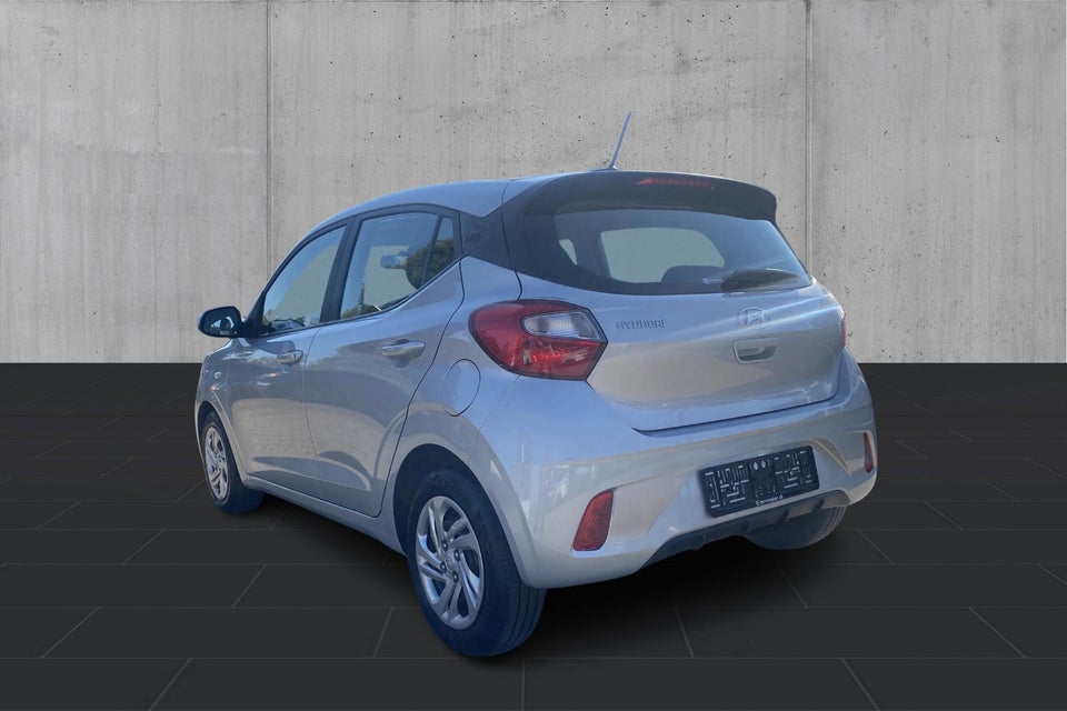 Hyundai i10 1,0 MPi Essential AMT 5d