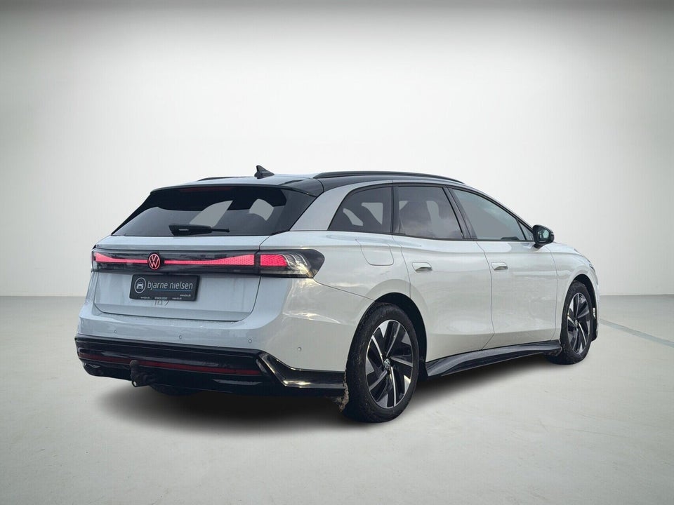 VW ID.7 86 Pro S Tourer 5d