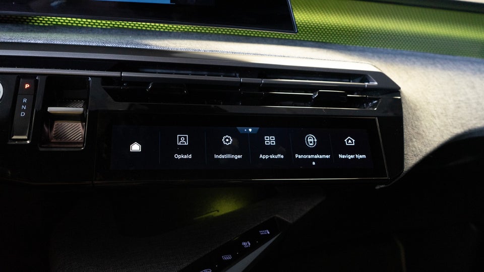 Peugeot e-5008 77 GT Pack 7prs 5d