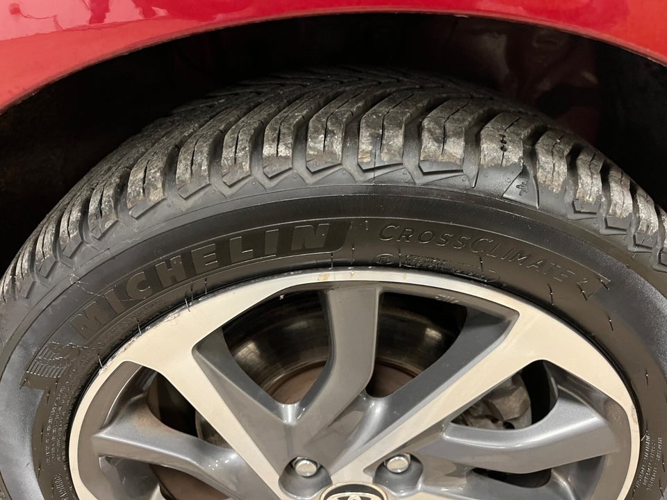 Toyota Yaris 1,5 Hybrid H3 Premium e-CVT 5d