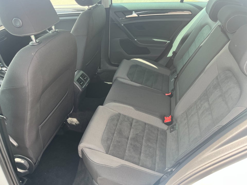 VW Golf VII 1,5 TSi 150 Highline DSG 5d