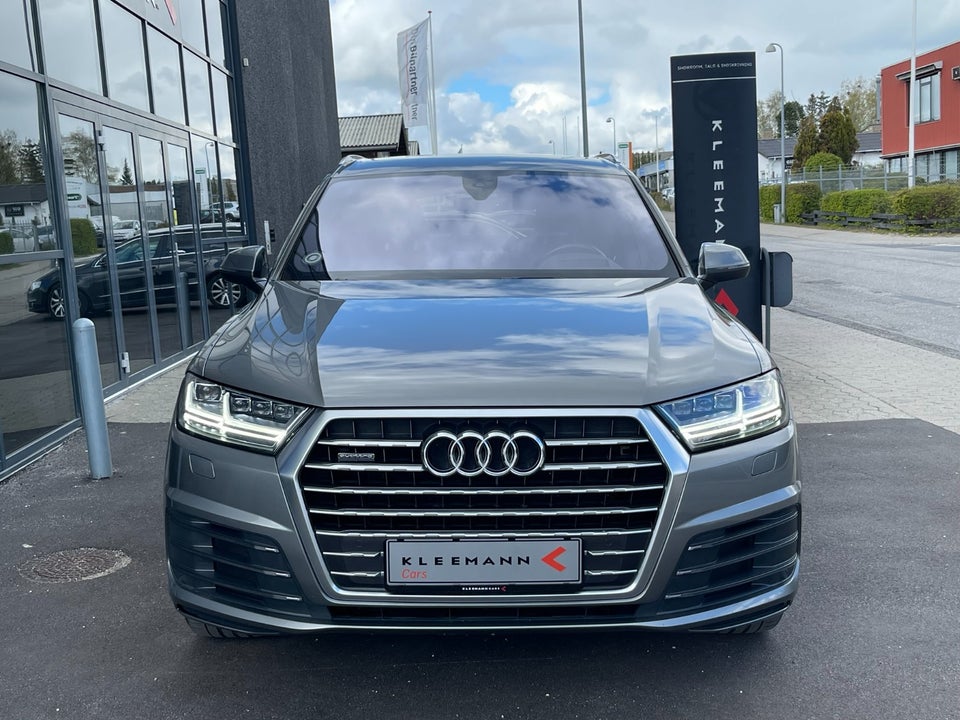 Audi Q7 3,0 TDi 272 quattro Tiptr. 5d