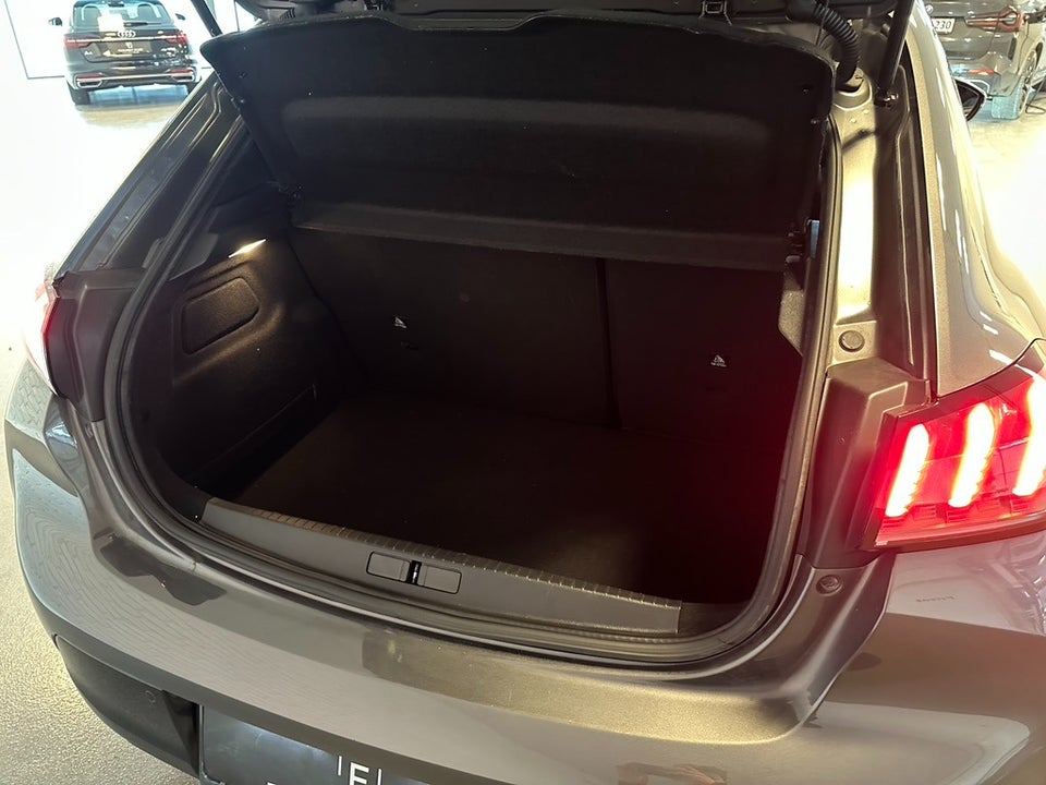 Peugeot 208 1,5 BlueHDi 100 Allure Sky 5d