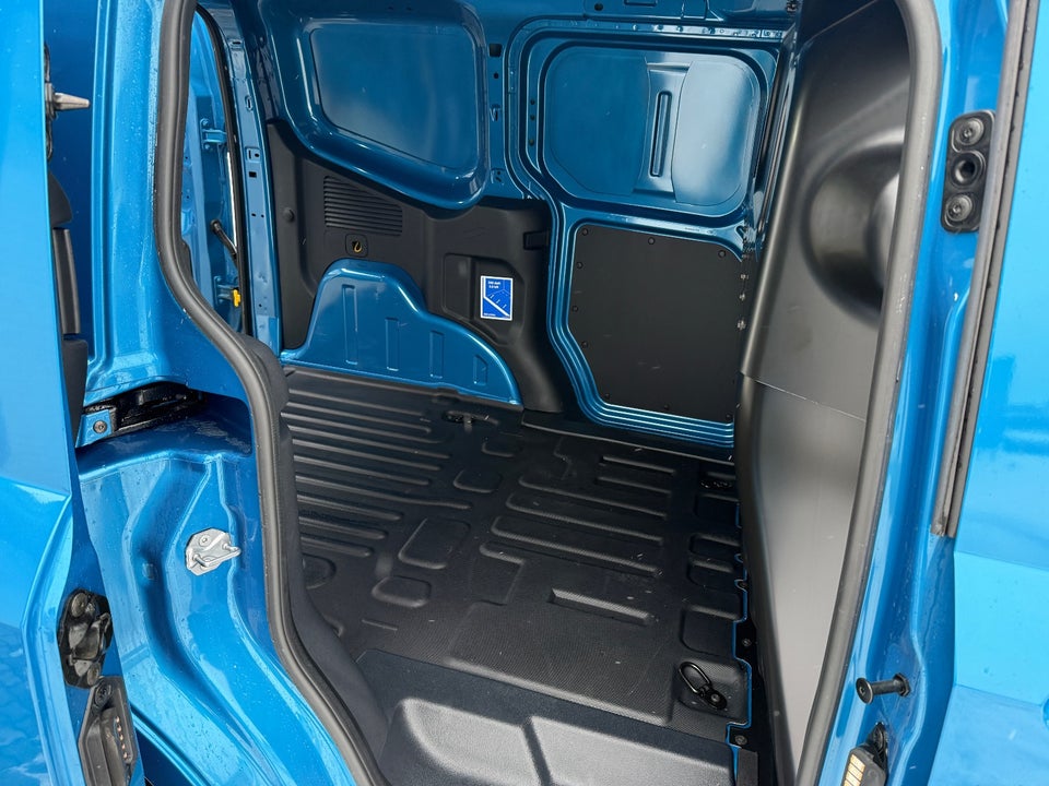 Ford E-Transit Courier 43 Limited