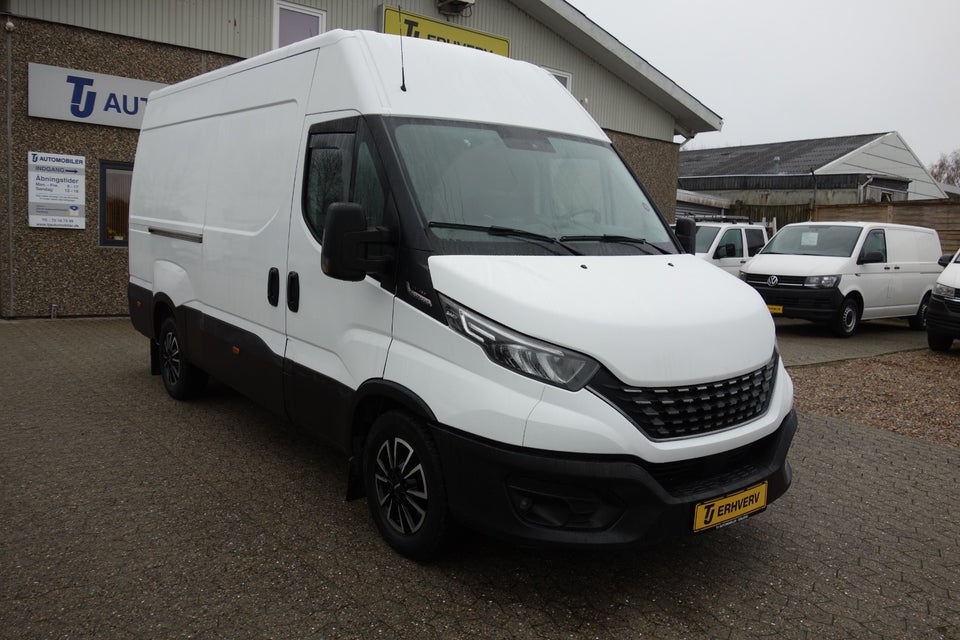 Iveco Daily 3,0 35S18 12m³ Van AG8