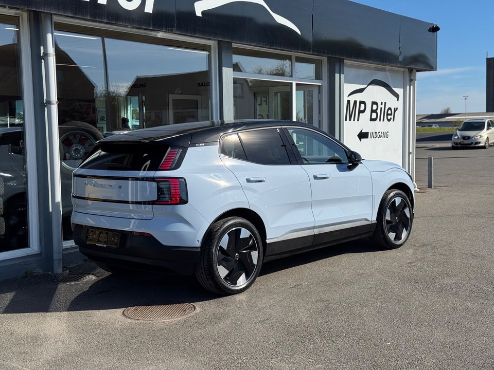 Volvo EX30 Extended Range Ultra 5d