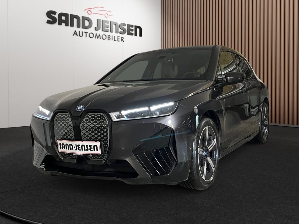 BMW iX xDrive50 Supercharged 5d
