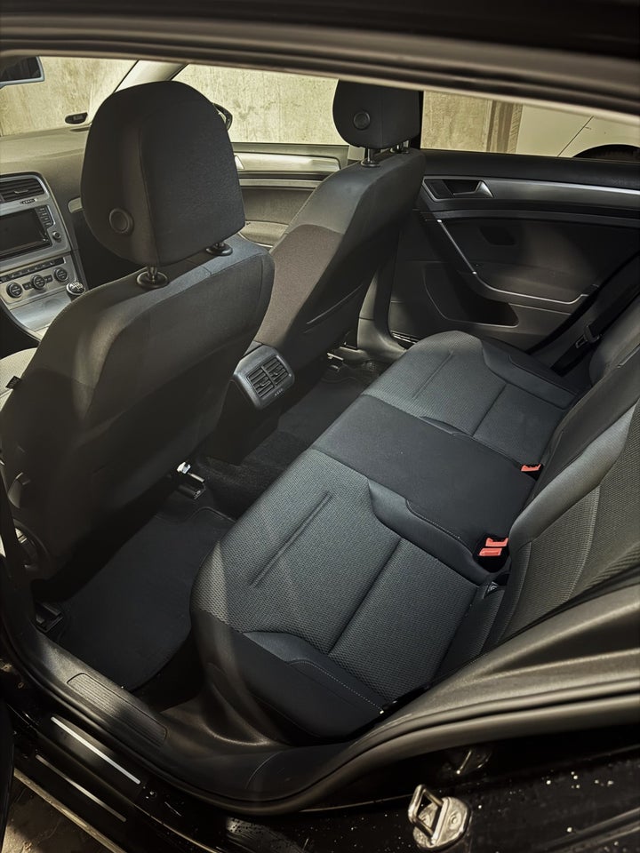 VW Golf VII 1,4 TSi 122 Comfortline BMT 5d