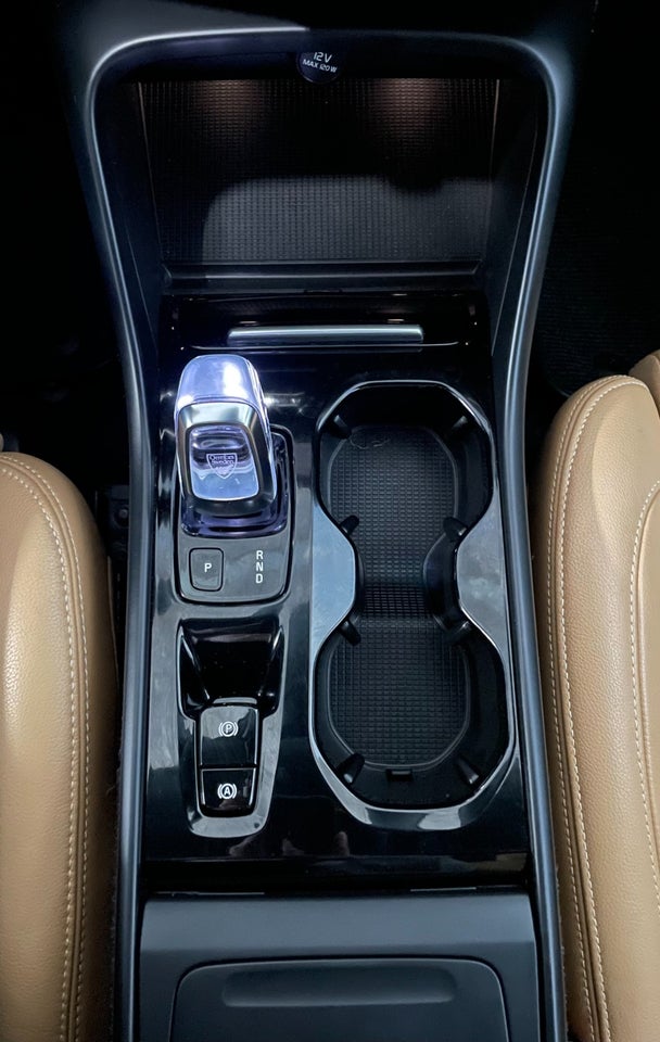 Volvo XC40 2,0 D4 190 Inscription aut. AWD 5d