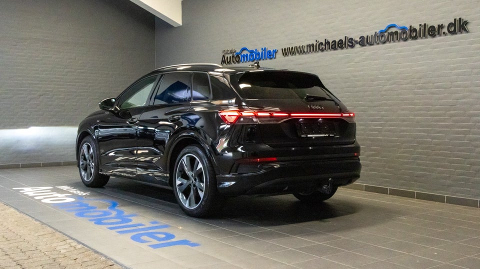 Audi Q4 e-tron 45 S-line 5d