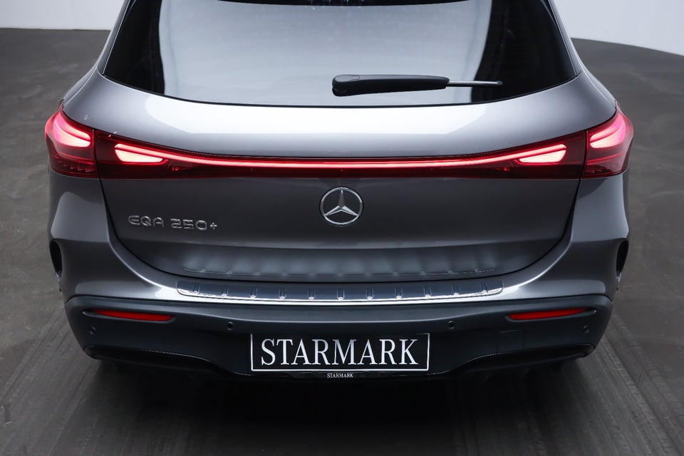 Mercedes EQA250+ AMG Advance 5d