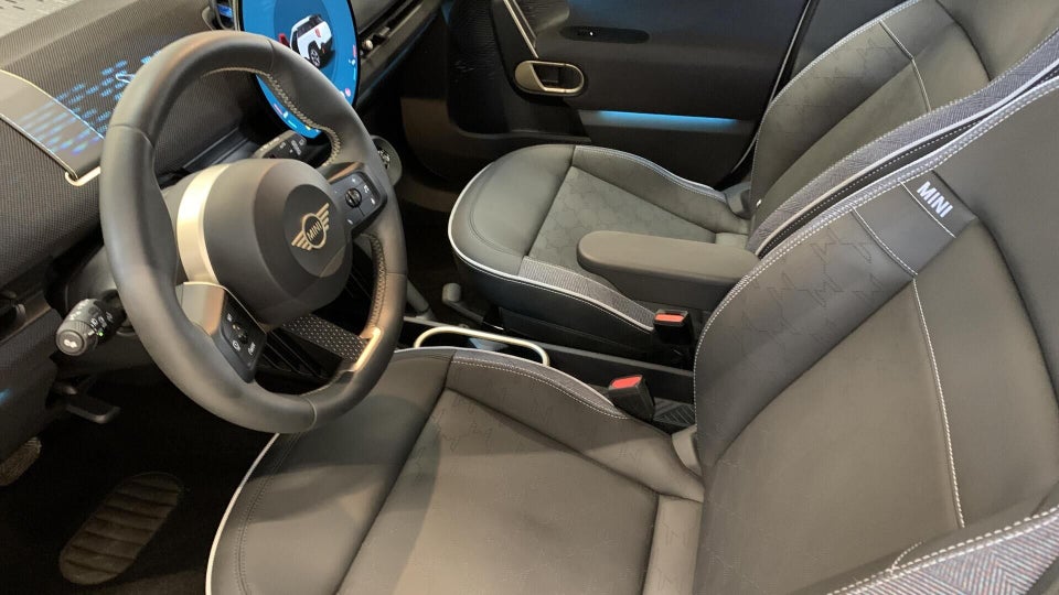 MINI Aceman E Classic Trim S 5d