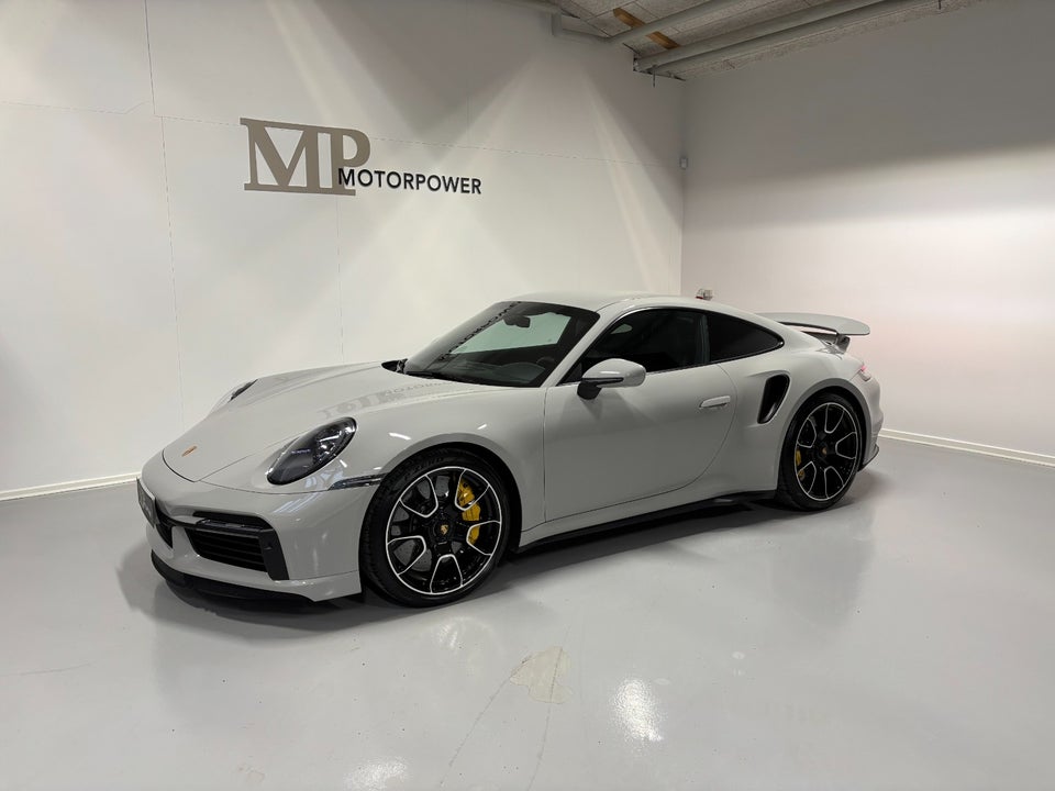 Porsche 911 Turbo S 3,8 Coupé PDK 2d