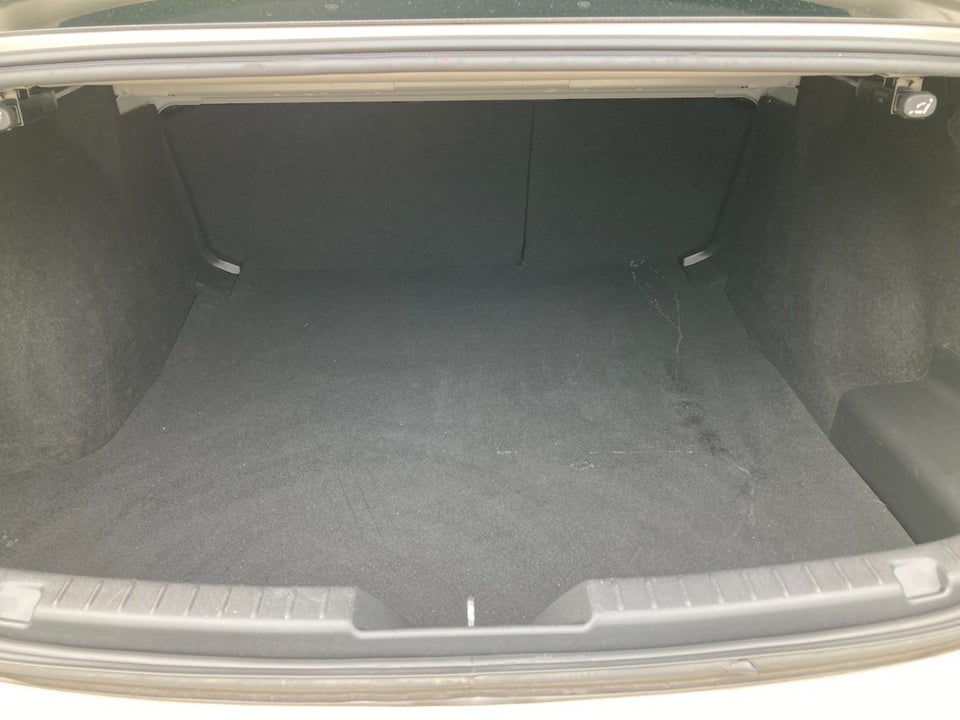 Mazda 3 2,0 e-SkyActiv-G 150 Exclusive-Line 4d