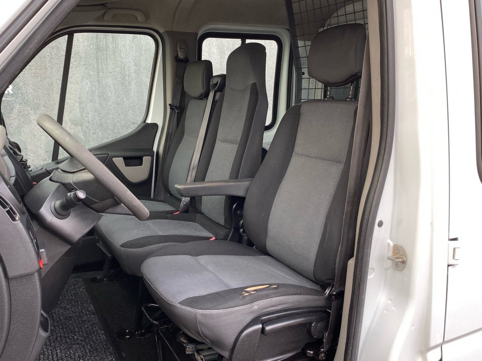 Renault Master III T35 2,3 dCi 165 L3 Db.Kab RWD 4d