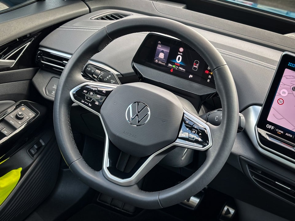 VW ID.5 77 Style 5d