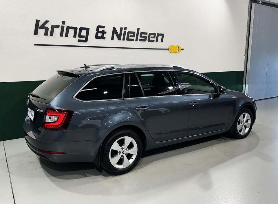 Skoda Octavia 2,0 TDi 150 Style Combi DSG 5d