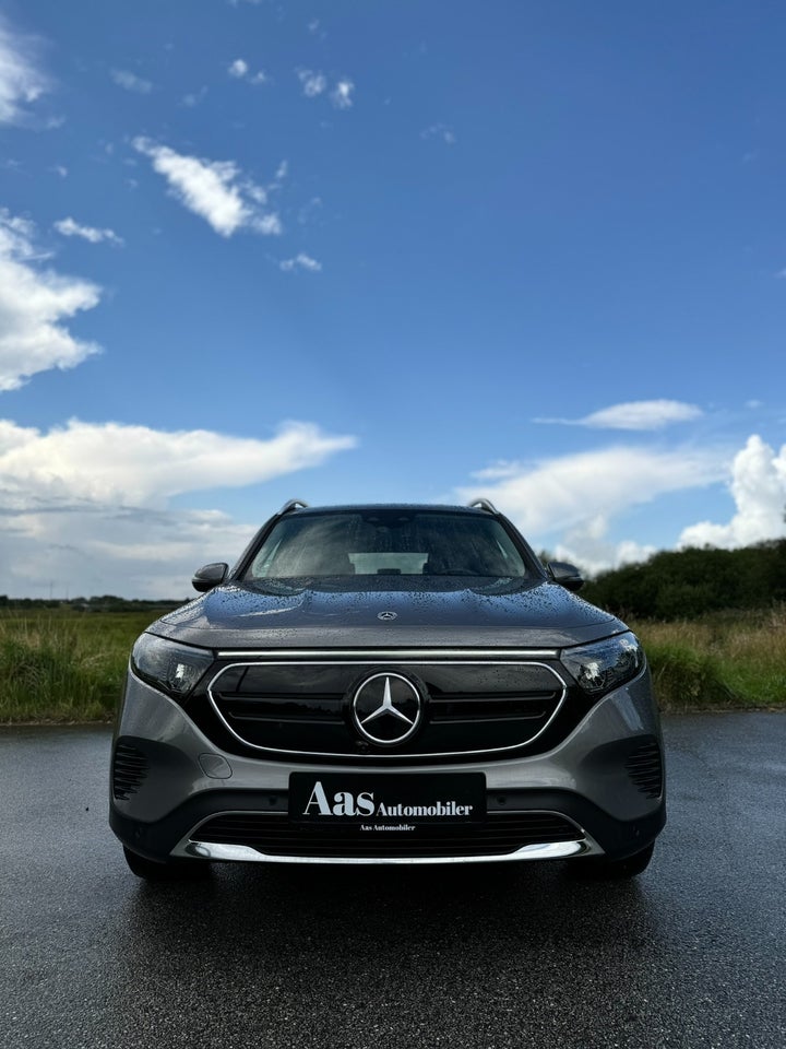 Mercedes EQB300 Progressive 4Matic 5d