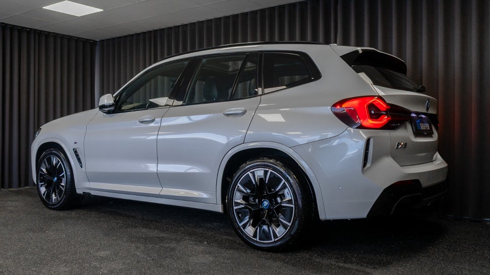 BMW iX3 Charged Plus M-Sport 5d