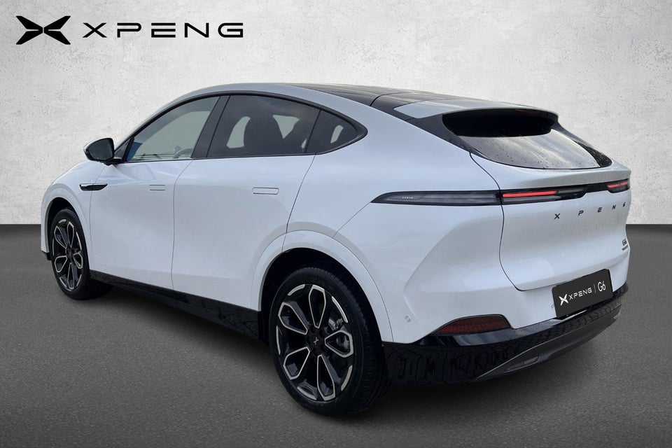 Xpeng G6 Performance 5d