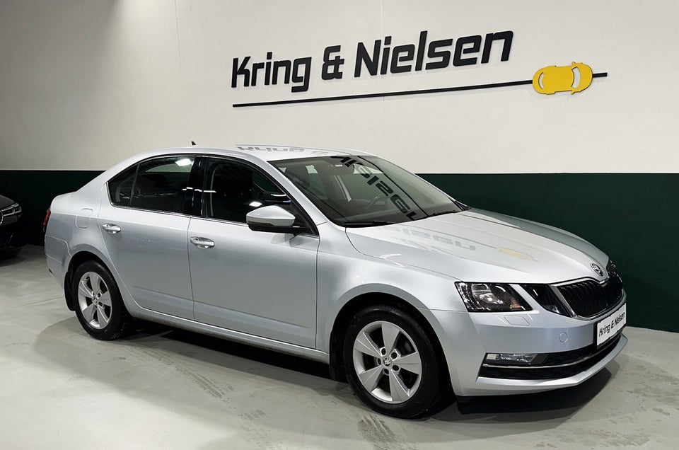 Skoda Octavia 1,6 TDi 115 Style DSG 5d